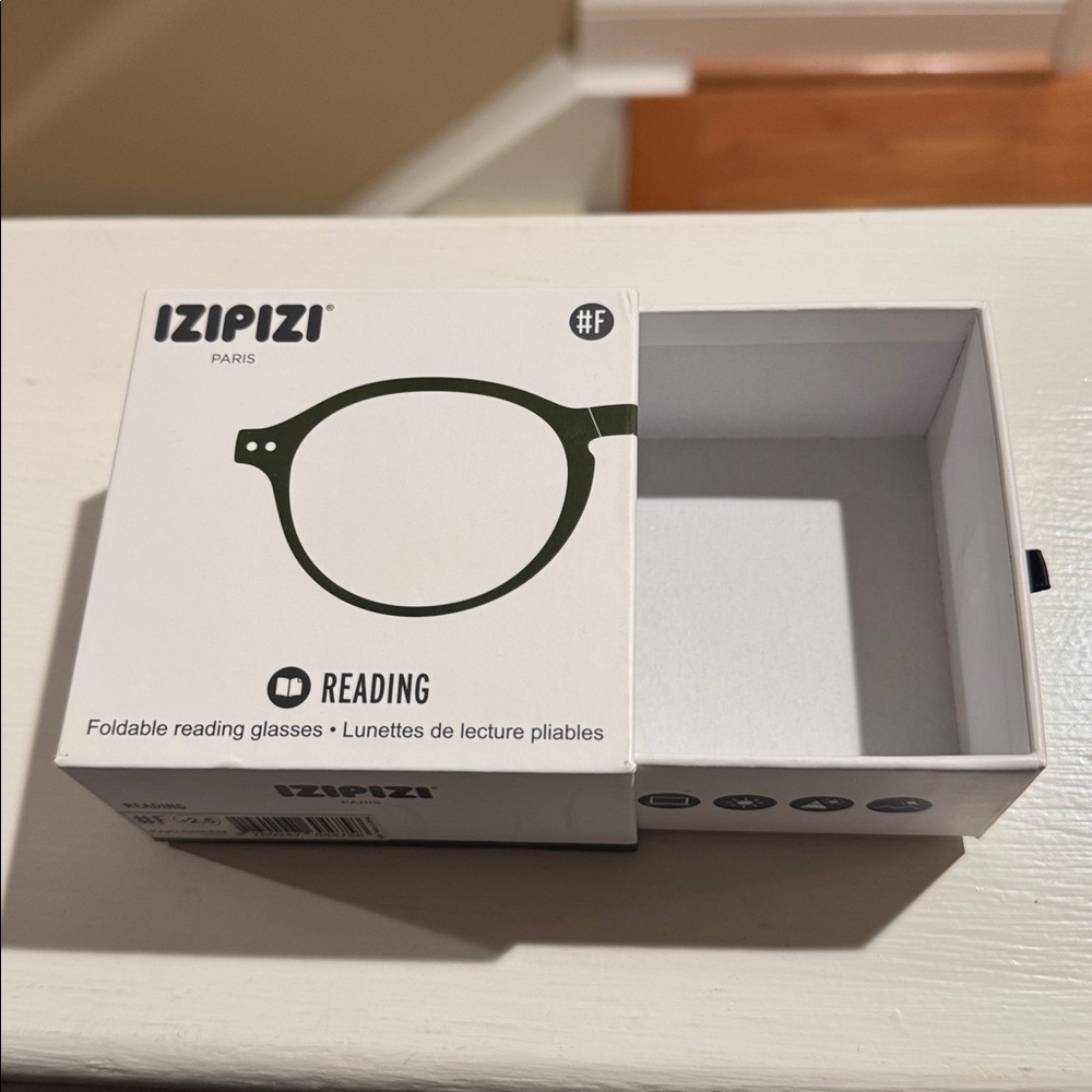 Izipizi folding reading glasses. +2.50. Kaki green. - Picture 12 of 12